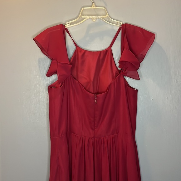 JJ’s House Formal / Prom Dress - Picture 7 of 12